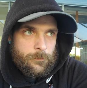 Meet your Posher, Ebenezer